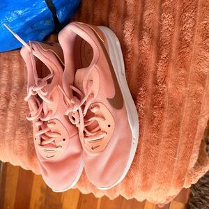 Nike Kids Sneakers in Pink and White